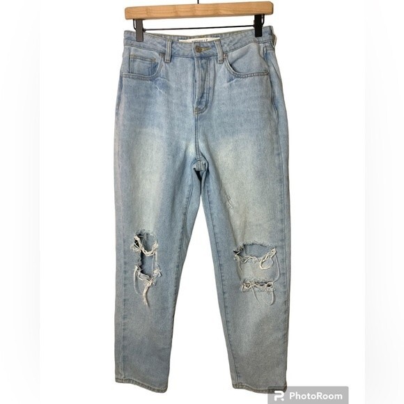 Brandy Melville cotton Light wash high waist button fly closure jeans. Size 28 - Picture 1 of 6